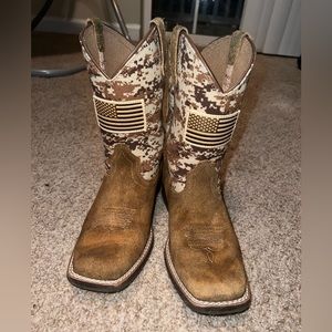 🤠 Ariat Boys Boots 🥾